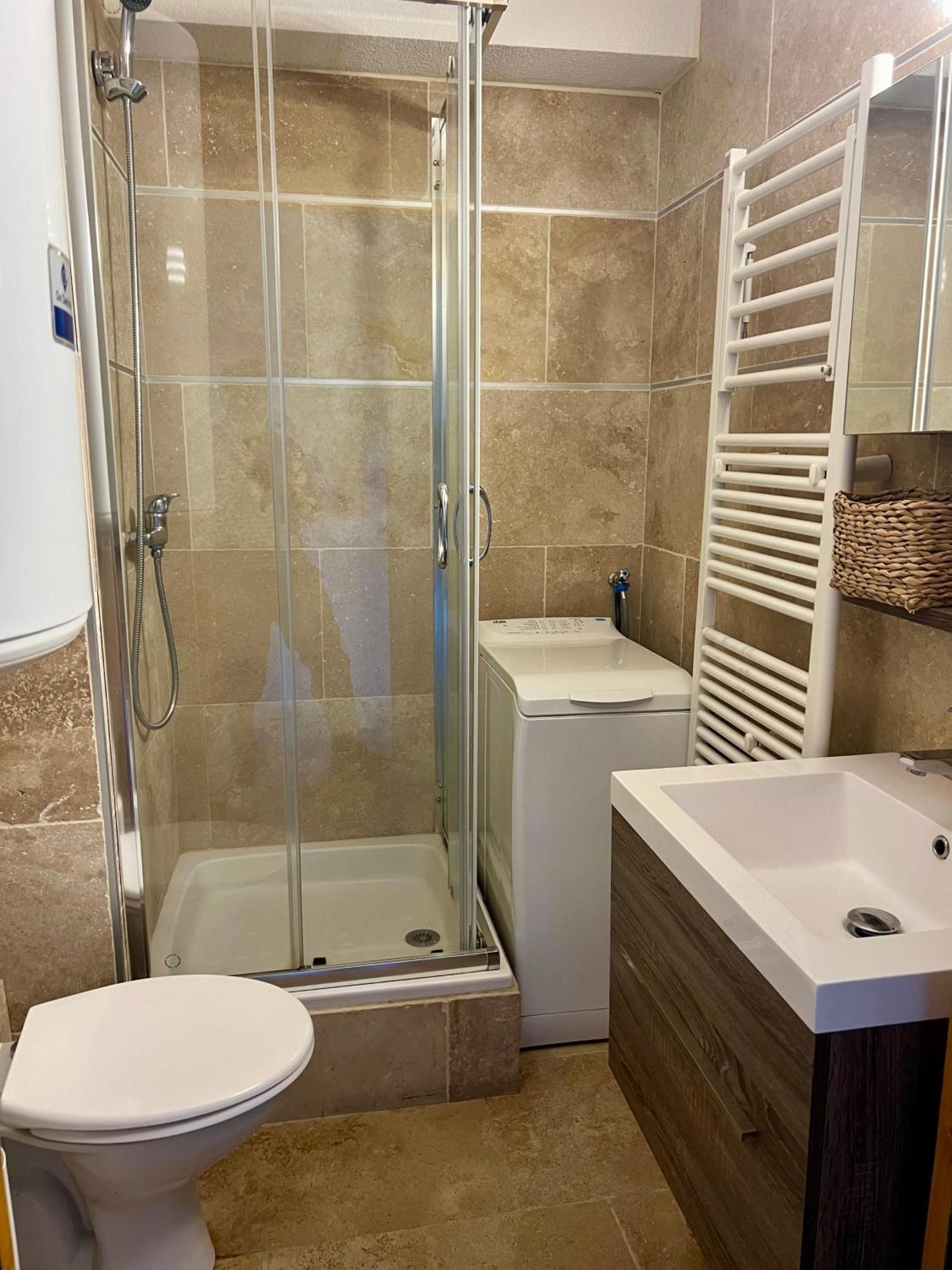 T3 Les Angles Entierement Renove Apartment Exterior photo